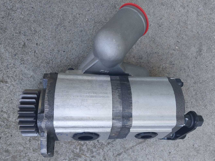 Hidraulicka Pumpa Za Traktor John Deer 5100GF